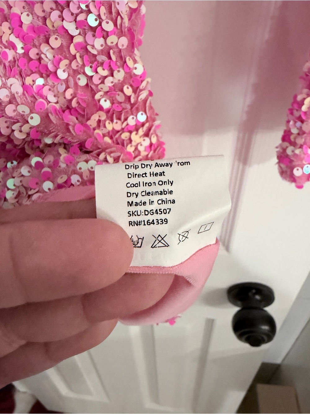 Petal & Pup Kelly Berry Pink Sequin Velvet Cutout Mini Dress Small NWT - Picture 7 of 8